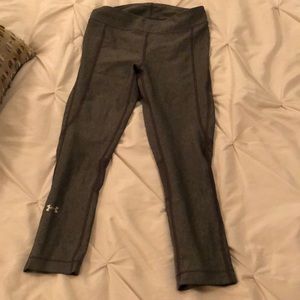 Under armour crop legging